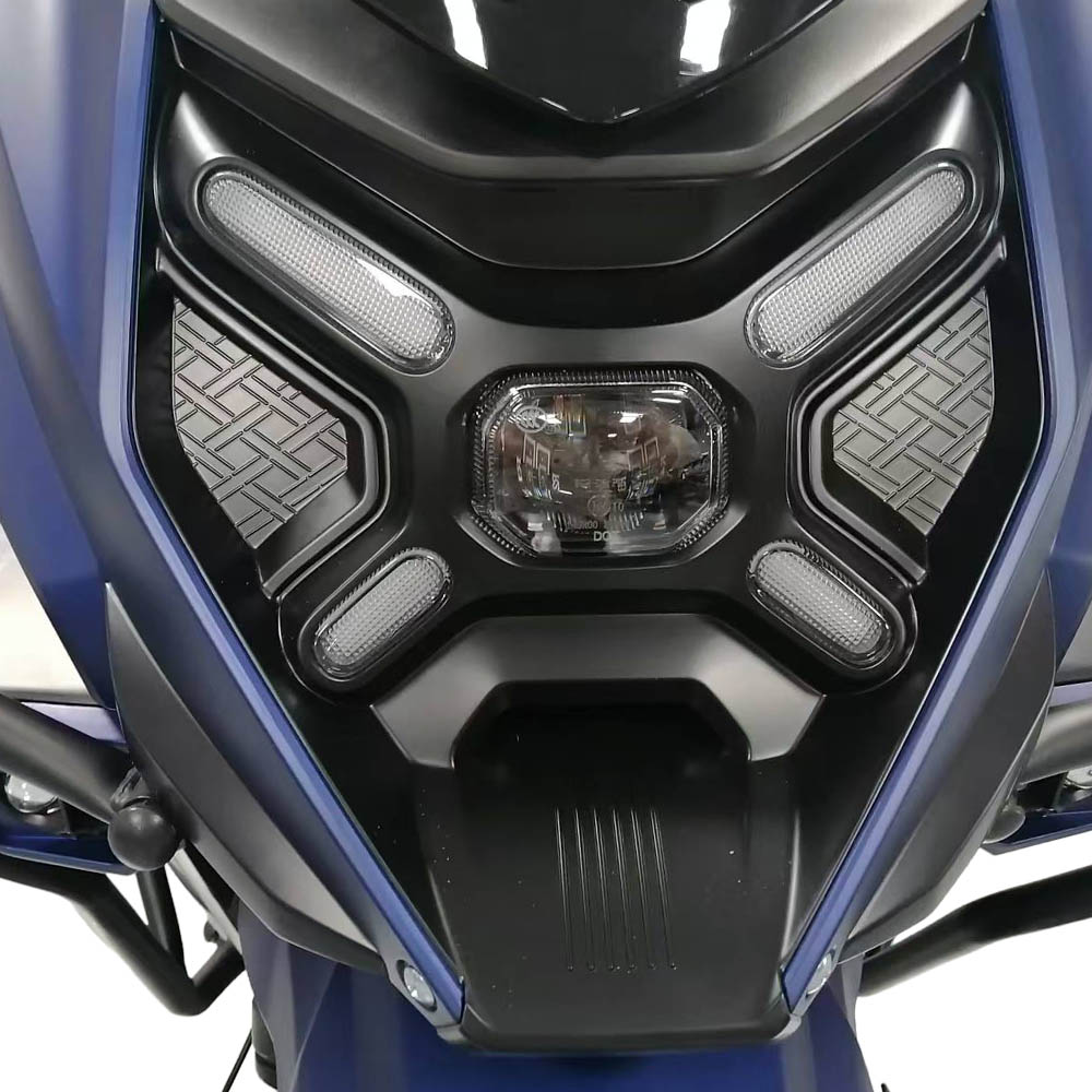 Моторолер Spark SP150S-24 Передні фара та підфарники