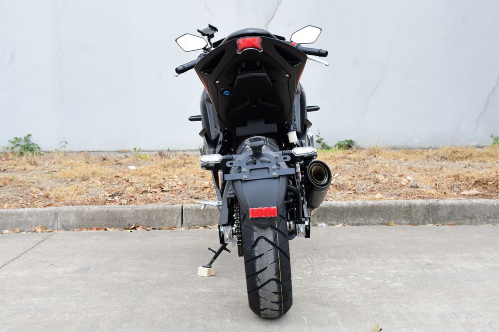 Мотоцикл Spark SP300RS-2 Чорний корма